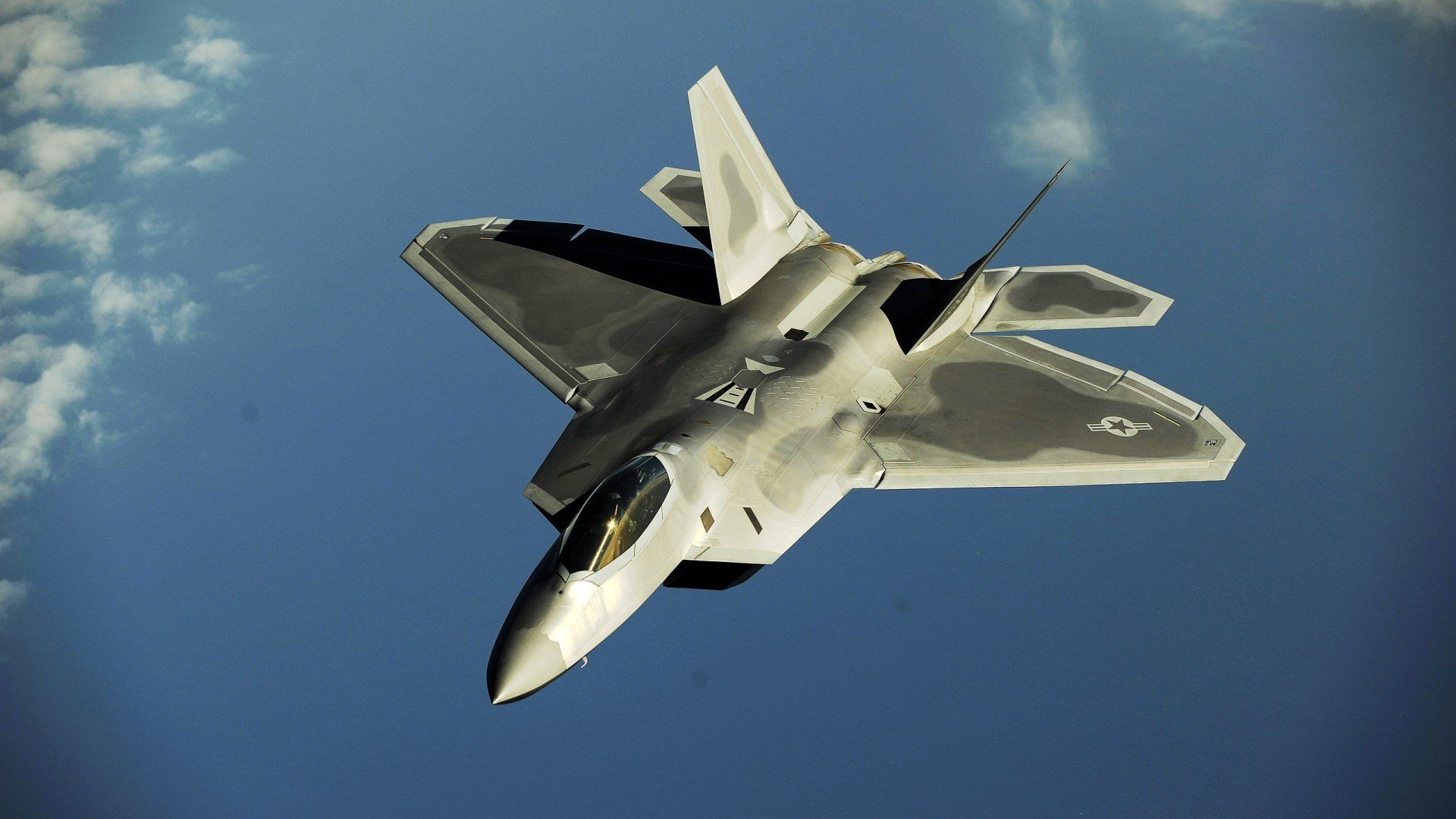 开云官方网站-中国足球裁判执裁水平稳步提升,国际认可度增强,中国足球裁判规则